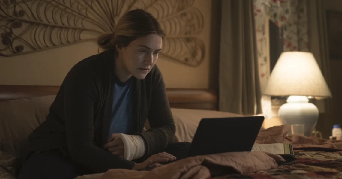 Kate Winslet’s Mare of Easttown Belly Bulge Stand