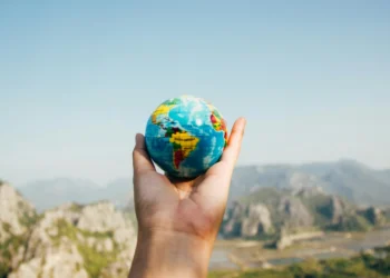 What You Need to Travel Abroad: 6 Essential Requirements for International Travel