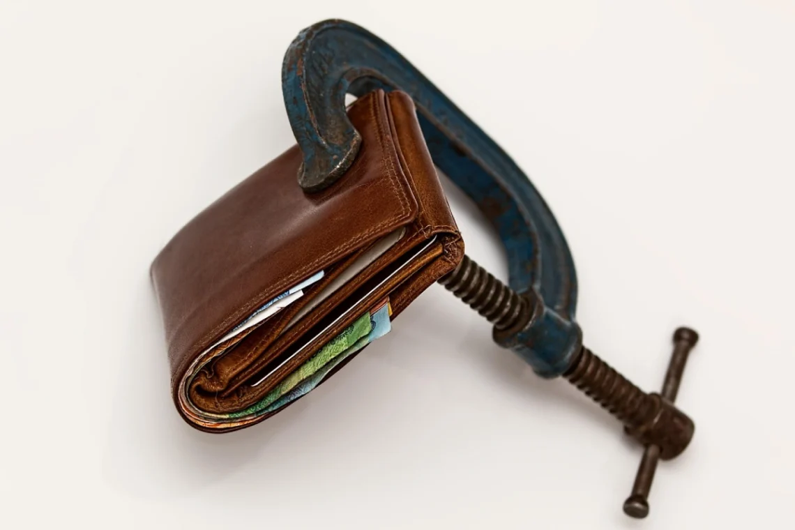 How to Save Money During a Recession: 6 Practical Steps That Work