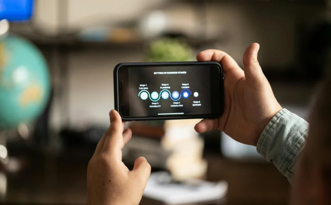 How to Hire Mobile App Developers: 7 Essential Criteria to Evaluate