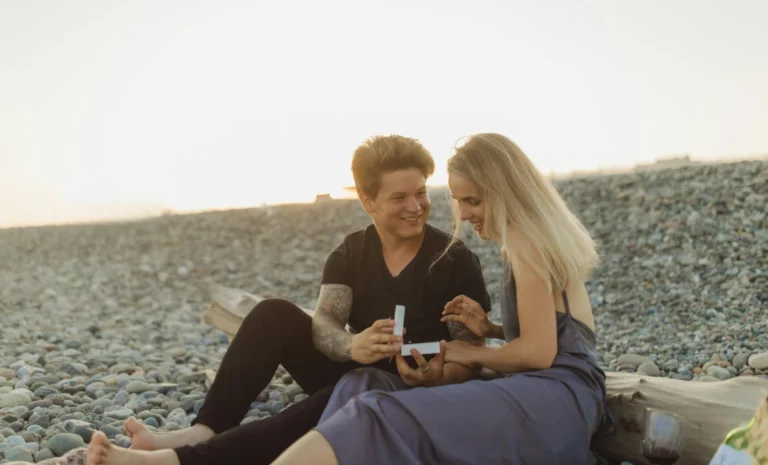 How to Plan a Surprise Proposal: 4 Essential Steps