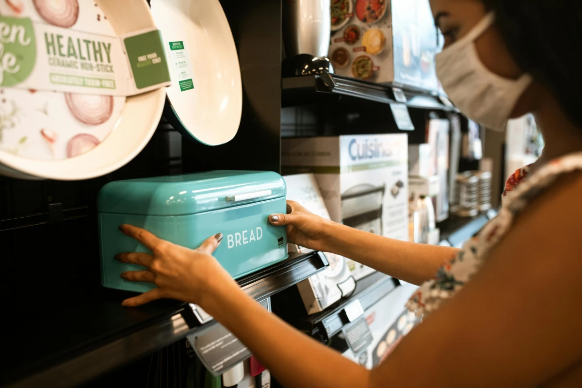 6 Smart Ways to Save Money When Buying Home Goods