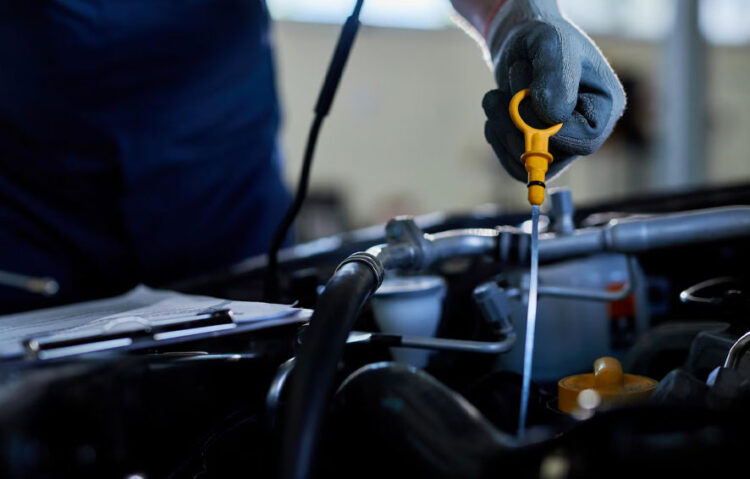 How Regular Oil Changes Can Extend the Life of Your Vehicle